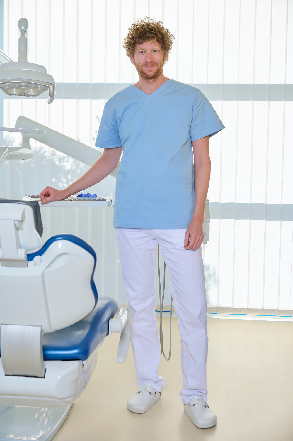 Dr. Ádám Bíró – Endodontist and Root Canal Treatment Specialist
